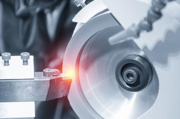 How to use metal cleaning agents in precision parts processing--Quebey Metal Hardware
